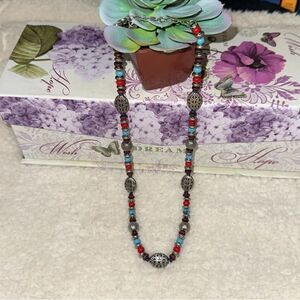 CHAPS ENGRAVED SILVER TONE BEADED RED BLUE BROWN INDIGO NECKLACE